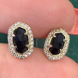 Kendra Scott Cade Stud Earrings – Black Opaque Glass & Gold